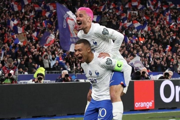 Vòng loại Euro 2024, Bảng B: Đội trưởng Mbappe tỏa sáng, Pháp đè bẹp Hà Lan