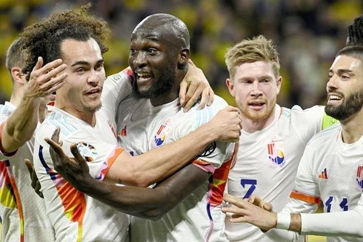 Vòng loại Euro 2024, Bảng F: Lukaku lập hat-trick làm lu mờ Ibrahimovic