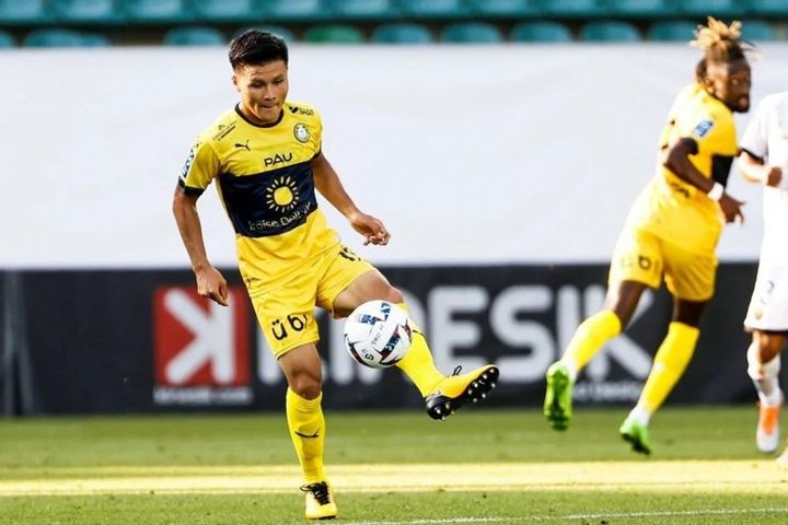 CĐV Pau FC: 'Chúng tôi có lúc đã quên Quang Hải''