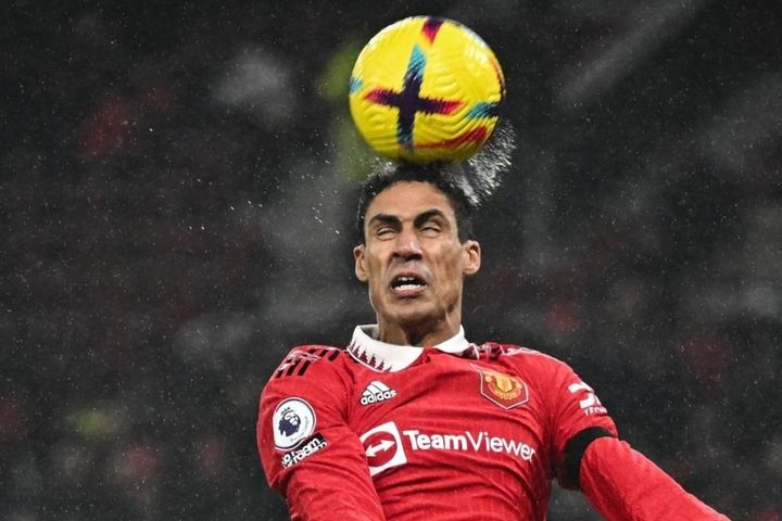 Vừa giã từ ĐTQG Pháp, Varane đã nghĩ tới chuyện giải nghệ