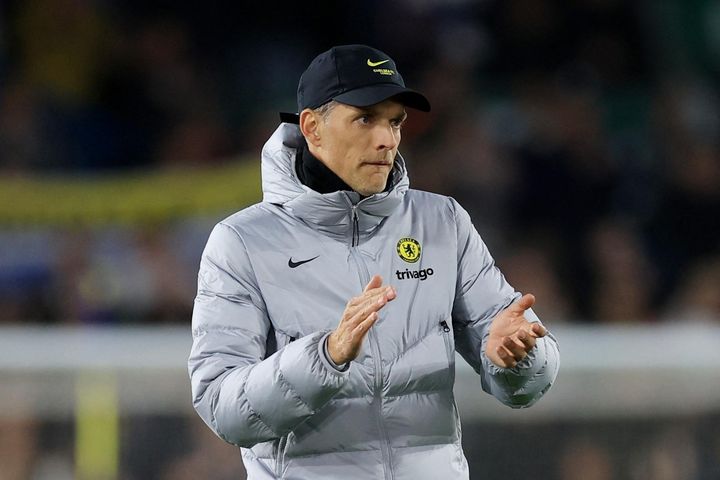 Chelsea khó chịu với HLV Tuchel