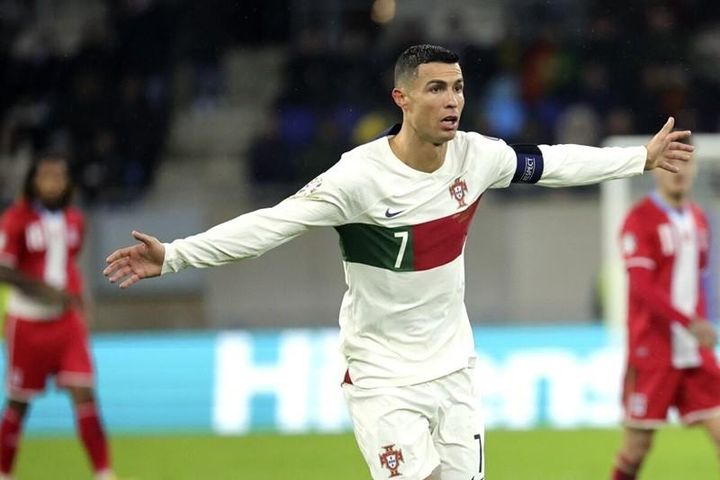 Vòng loại Euro 2024, Bảng J: Ronaldo lại ghi cú đúp, Bồ Đào Nha 'ăn hiếp' đối thủ yếu Luxembourg
