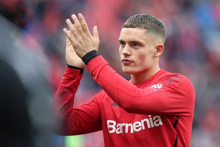 Loạt đội bóng lớn tranh giành sao tuổi teen của Bayer Leverkusen