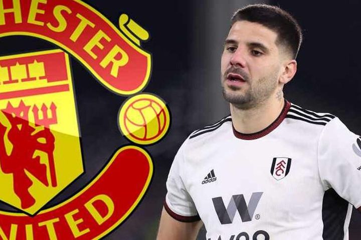 Mitrovic hụt chuyển nhượng MU vì vô kỷ luật