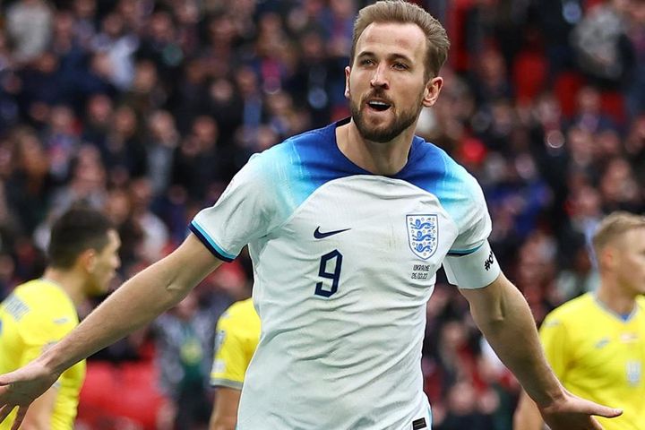MU thỏa thuận Harry Kane, Liverpool tranh Gvardiol
