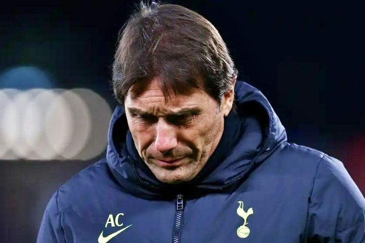 Tottenham CHÍNH THỨC chia tay HLV Conte