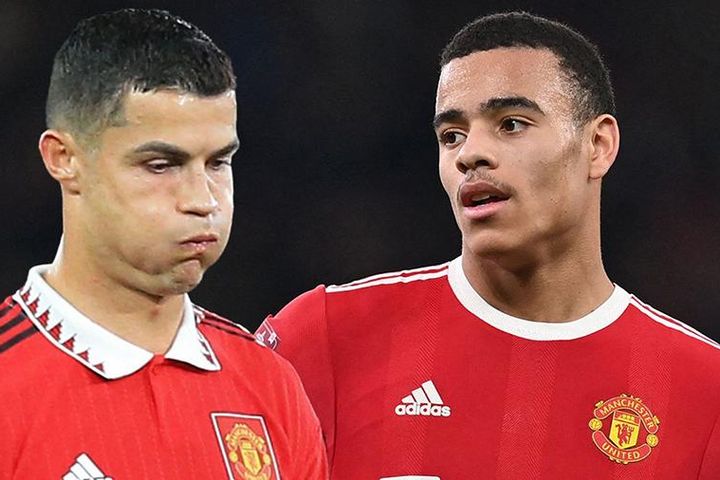 Sao MU: 'Ronaldo đã chết'