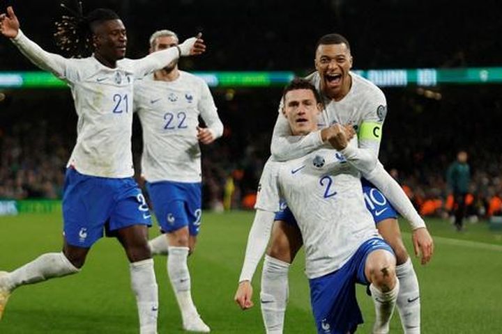 Mbappe, Griezmann nhạt nhòa, người hùng Pavard lập công cứu tuyển Pháp