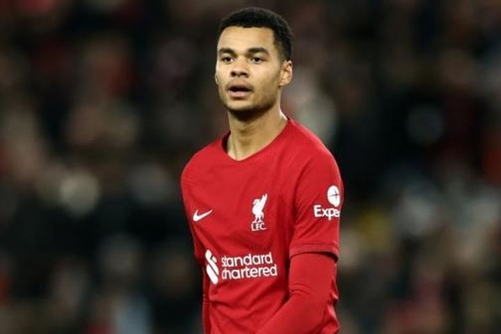 Liverpool đón 'viện binh' trước đại chiến với Man City
