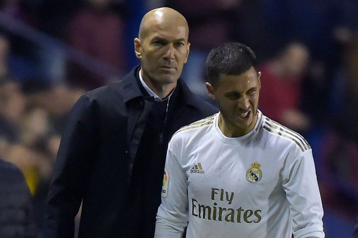 Zidane đưa ra 2 điều kiện 'lạ' trở lại Real Madrid thay Ancelotti