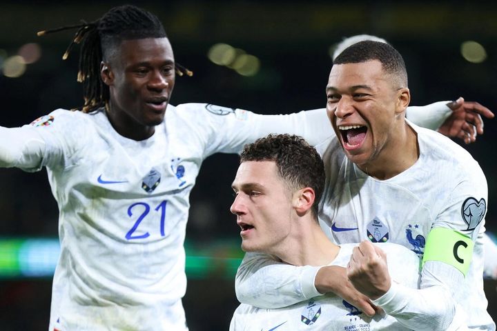 Mbappe mất hút, đội tuyển Pháp thắng Ireland nhờ hậu vệ