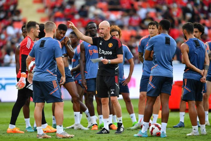Ten Hag chia tay 5 ngôi sao Man United