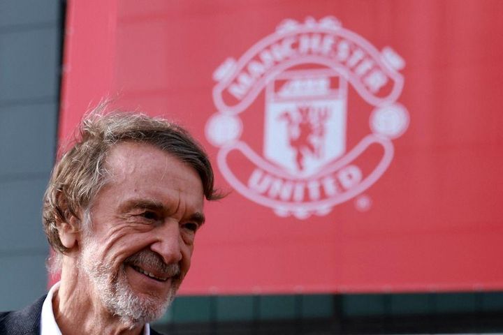 Tỷ phú Jim Ratcliffe có thể khiến MU mất suất dự Champions League