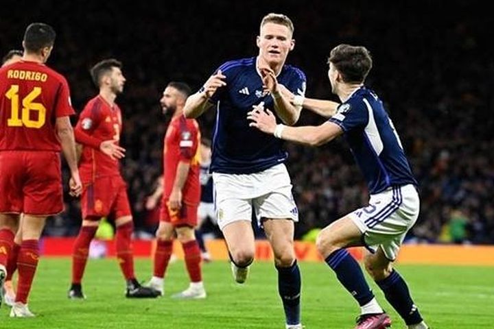 McTominay tỏa sáng, Scotland hạ gục Tây Ban Nha