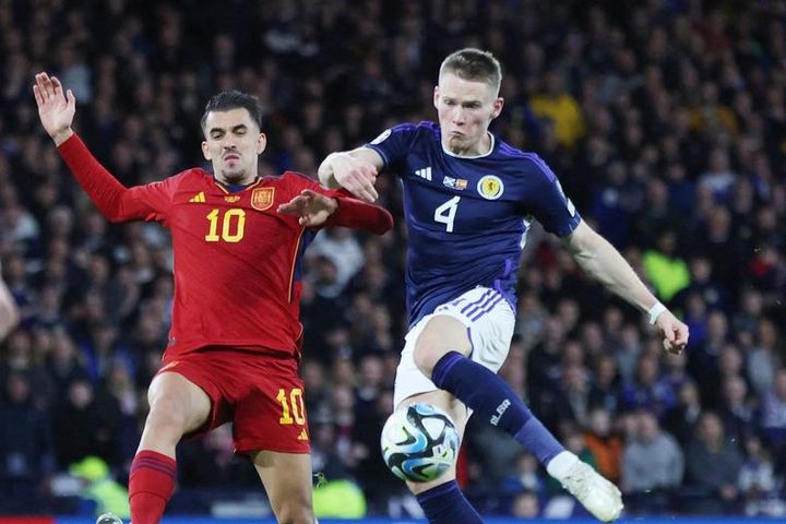 Tây Ban Nha thua sốc trước đội bóng xếp dưới 32 bậc trên BXH FIFA