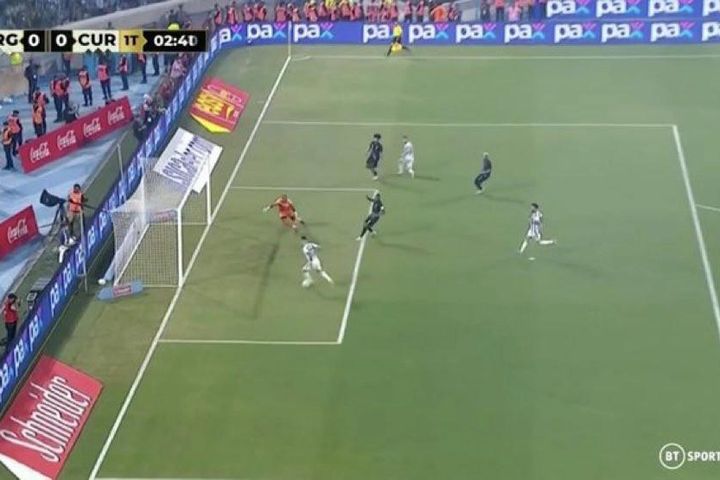 Được Messi dọn cỗ, Lautaro Martinez vẫn 'biến bàn thắng thành cơ hội'