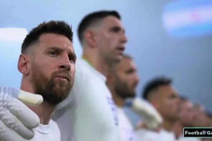 Màn trình diễn của Messi lập cú đúp ghi bàn cho Argentina