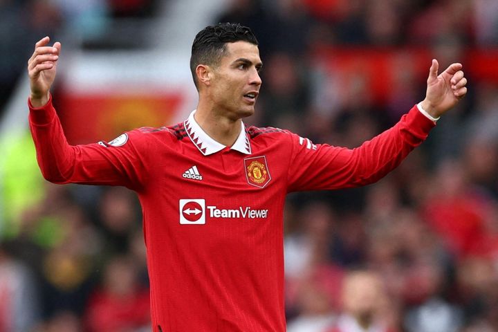 MU tiết kiệm bộn tiền nhờ thanh lý Ronaldo