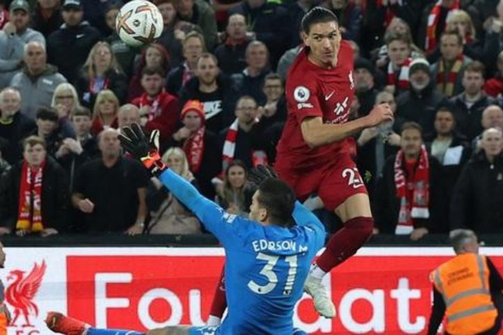 Man City đại chiến Liverpool: Thắng để giữ lửa cuộc đua