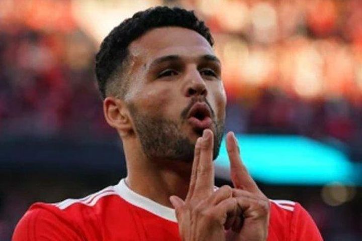 Ten Hag gật đầu, MU duyệt chi 88 triệu bảng mua Goncalo Ramos