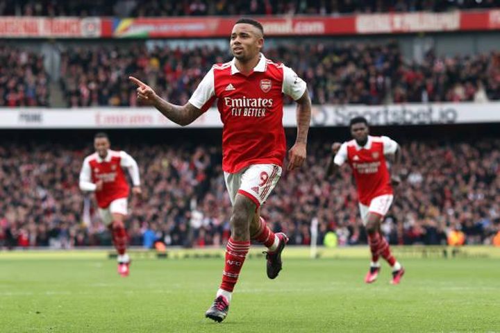 Jesus lập cú đúp, Arsenal đại thắng Leeds