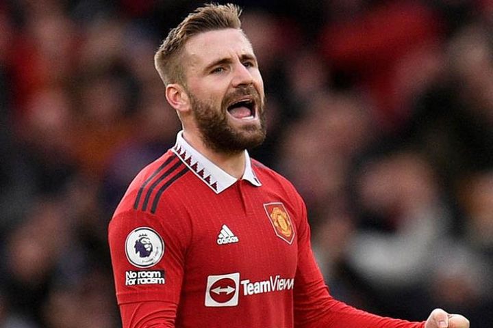 Nóng: MU 'trói chân' thành công Shaw, Ten Hag không lo nếu Maguire bị thanh lý