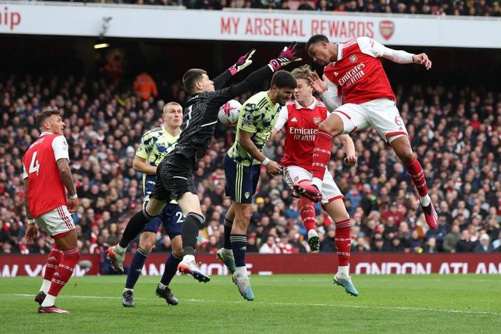 Kết quả Ngoại hạng Anh: Arsenal 'đè bẹp' Leeds Utd