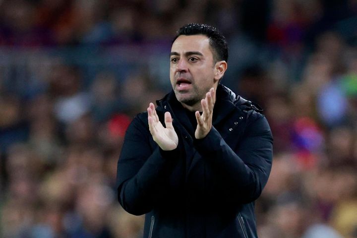 Barca tạo khoảng cách 15 điểm với Real Madrid