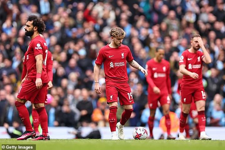Liverpool tổ chức đàm phán xử lý khủng hoảng