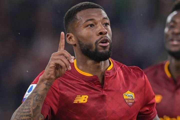 Wijnaldum tỏa sáng trong trận thắng 3-0 của Roma