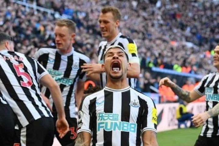 Vượt qua Man Utd, Newcastle vươn lên vị trí thứ 3 Ngoại hạng Anh