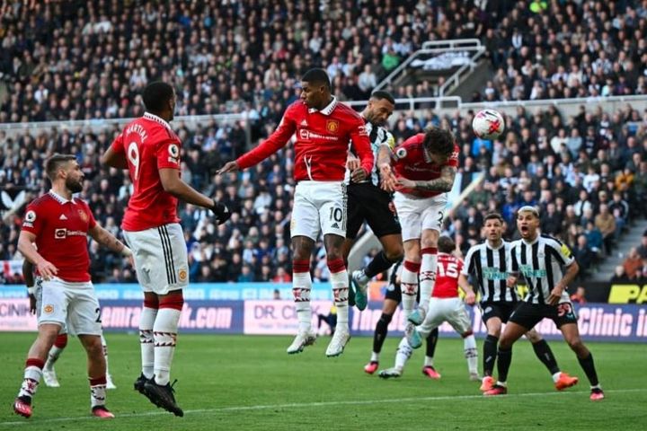 Rashford thi đấu mờ nhạt, MU thất bại đầy tiếc nuối trên sân Newcastle