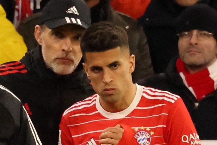 Cancelo tỏ thái độ khi phải ngồi dự bị ở trận thắng Dortmund