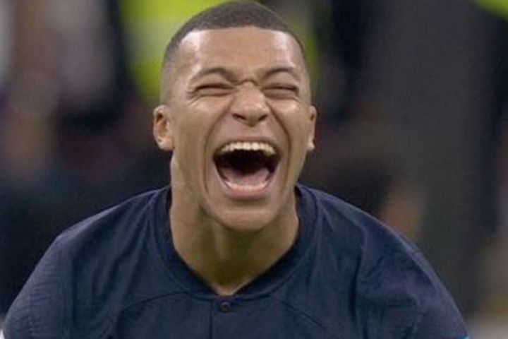 Mbappe được PSG thưởng 60 triệu euro mỗi năm cho lòng trung thành