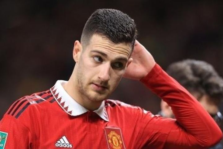 Chuyển nhượng cầu thủ Ngoại hạng Anh ngày 4/4: Liverpool tính chiêu mộ De Paul; MU nỗ lực đàm phán Jeremie Frimpong, có thể sẽ bán Jadon Sancho