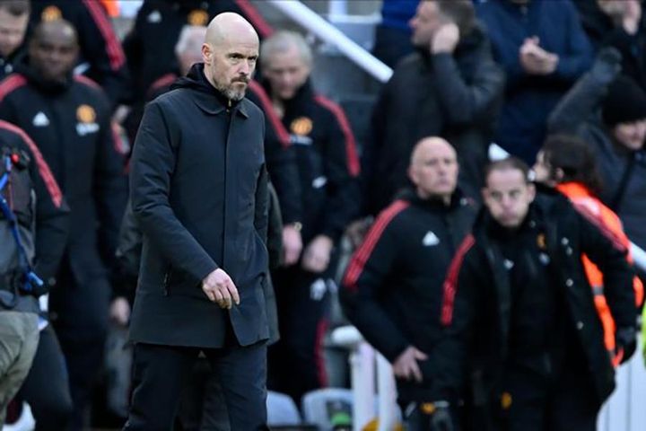 Ten Hag nổi giận, muốn biến MU thành người máy