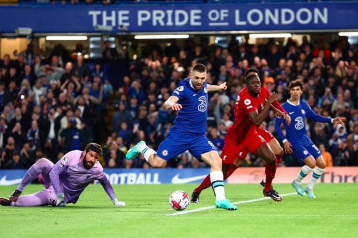 Bị từ chối 2 bàn thắng, Chelsea hòa đáng tiếc trước Liverpool