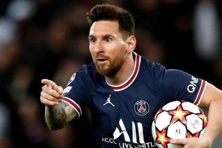Messi không chịu giảm 25% lương để ở lại PSG