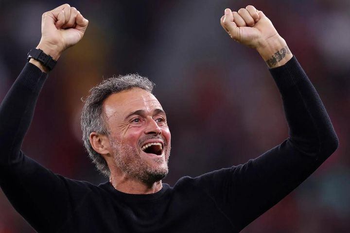 Luis Enrique đưa 3 điều kiện để dẫn Chelsea
