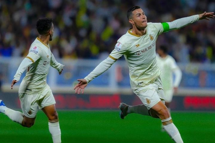 Ronaldo mang phong độ ghi bàn ở ĐT Bồ Đào Nha về Al Nassr
