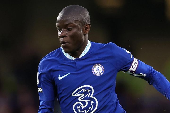Thống kê kỳ lạ của Kante: Sao Chelsea cả mùa giải đá 4 trận, có 3 HLV khác nhau