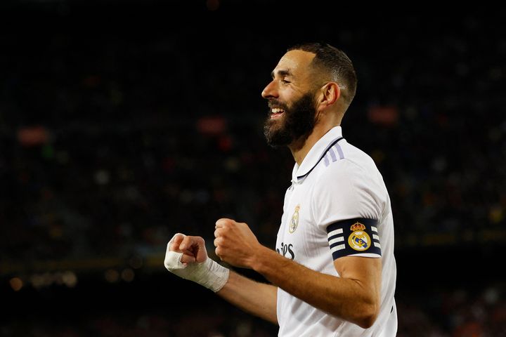 Ozil gọi Benzema là 'Nhà vua'