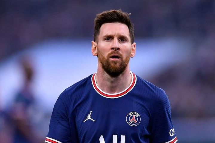 Báo chí Pháp tiết lộ sốc về Messi