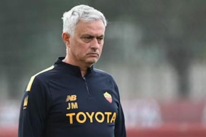 Mourinho được đề nghị 120 triệu euro để dẫn dắt ĐT Saudi Arabia