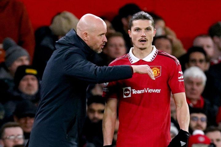 Erik ten Hag muốn MU mua đứt Marcel Sabitzer