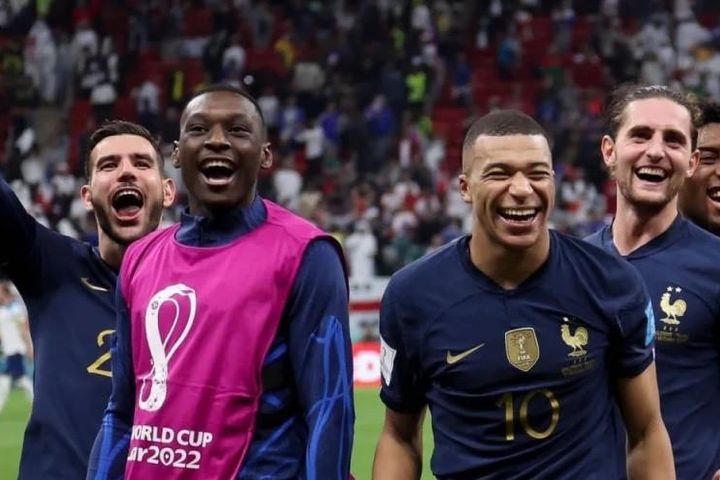 Mbappe nổi giận, PSG mua dàn cầu thủ Pháp về để 'chuộc lỗi'