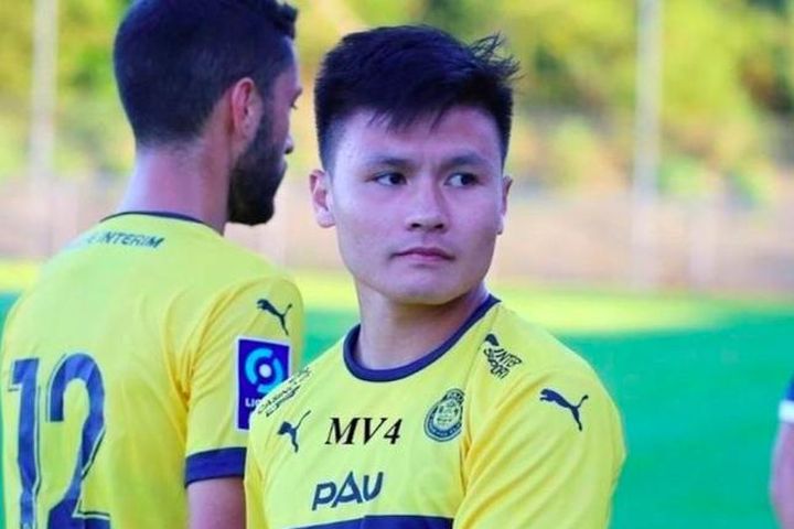 Quang Hải lại bị Pau FC cho 'ra rìa'