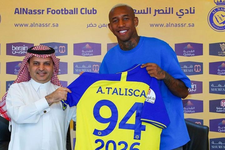 Al Nassr giữ chân tiền đạo tranh Vua phá lưới với Ronaldo