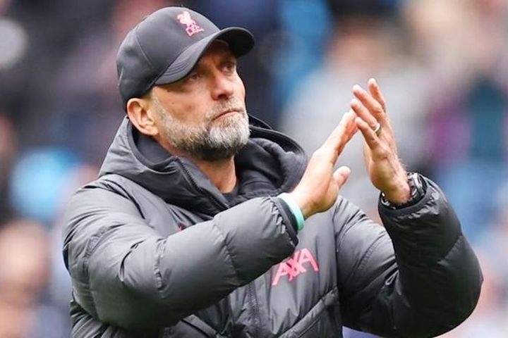 Klopp: 'Tôi và cầu thủ không tệ hơn, chỉ là chúng tôi chơi tệ'
