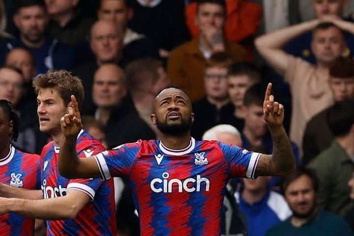 Ghi 7 bàn sau 2 trận, Crystal Palace dần bứt khỏi cuộc đua trụ hạng